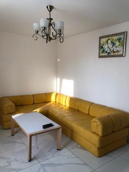 Orenda Two-room apartment in the center, Rivne - apartment by the day
