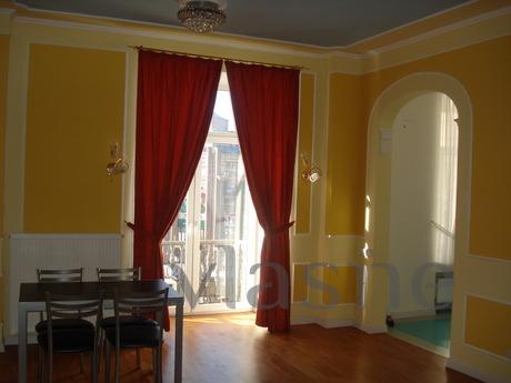 luxury front, 70kv.m. Renovation of 2011, the unique design,