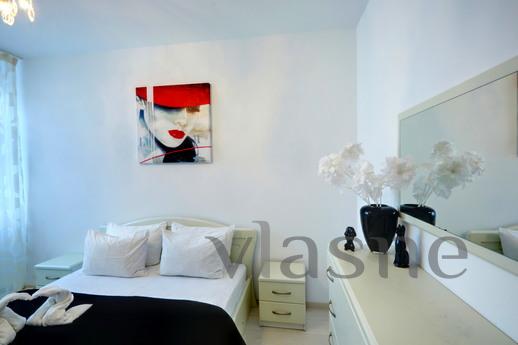 Premium apartments on Poznyaki., Kyiv - apartment by the day