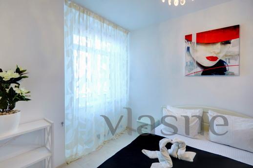 Premium apartments on Poznyaki., Kyiv - apartment by the day