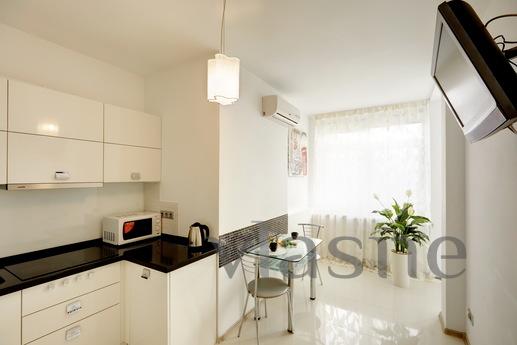 Premium apartments on Poznyaki., Kyiv - apartment by the day
