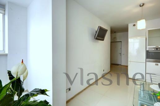 Premium apartments on Poznyaki., Kyiv - apartment by the day