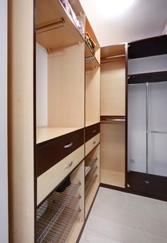 Premium apartments on Poznyaki., Kyiv - apartment by the day