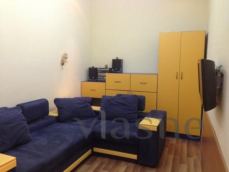 The apartment is located at the intersection of Bolshoy Arna