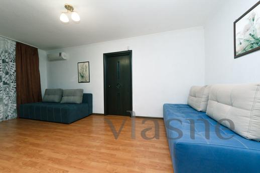 2-room apartment in the center of Kiev, Kyiv - apartment by the day