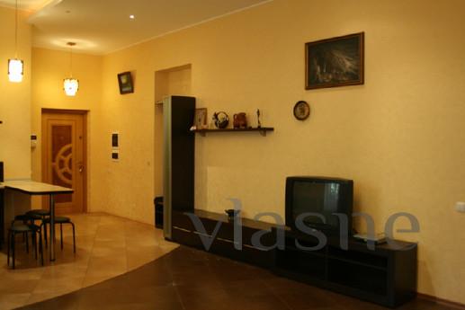 88 sq. meters, Excellent apartment with design repair at the