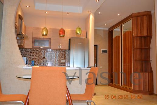 Joy, sea view, to the beach in a bathing, Odessa - apartment by the day