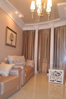 Class 'luxury' 2 bedrooms with jacuzzi, Odessa - apartment by the day