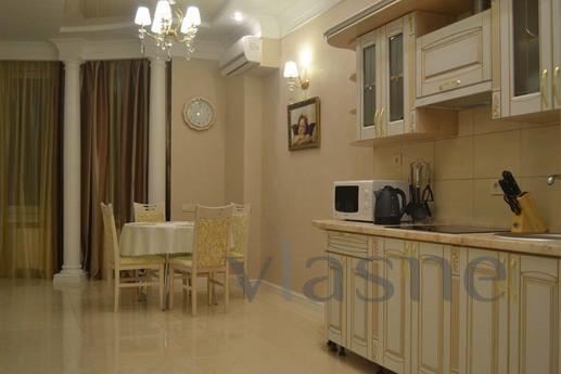 Class 'luxury' 2 bedrooms with jacuzzi, Odessa - apartment by the day