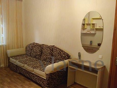 Very cozy warm flat all close, Dnipro (Dnipropetrovsk) - apartment by the day