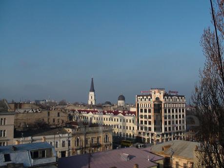 apartment in the center, Odessa - apartment by the day