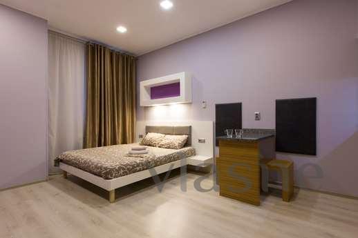 Apartment in the center with modern renovation. The apartmen