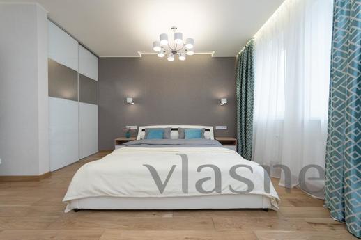 VIP apartment, Left Bank IEC new buildin, Kyiv - apartment by the day