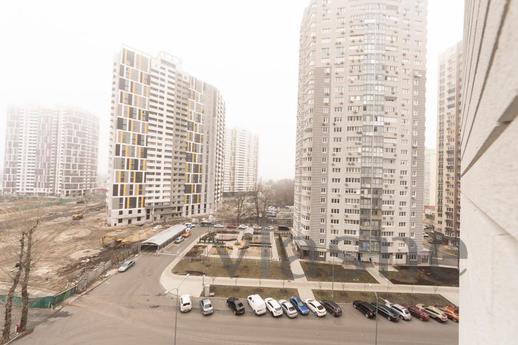 VIP apartment, Left Bank IEC new buildin, Kyiv - apartment by the day