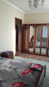 3-CENTER Euro, Dnipro (Dnipropetrovsk) - apartment by the day