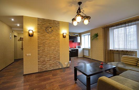 Best apartment in Dnepropterovske!, Dnipro (Dnipropetrovsk) - apartment by the day