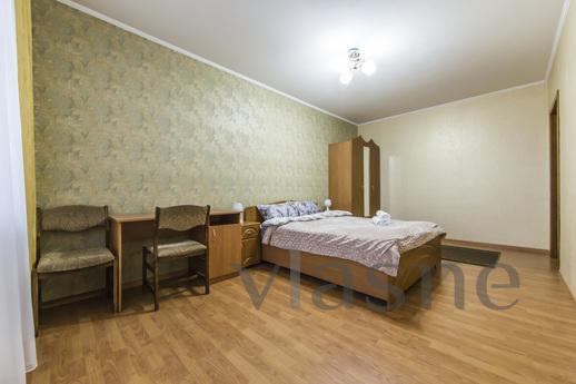 3-х комнатная возле метро Академгородок, Киев - квартира посуточно