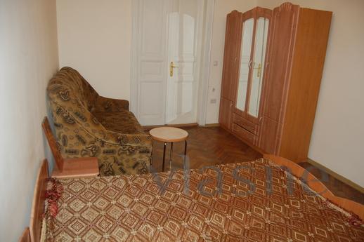 Quiet street in the city center, Lviv - apartment by the day