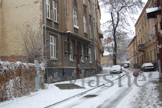 Quiet street in the city center, Lviv - apartment by the day
