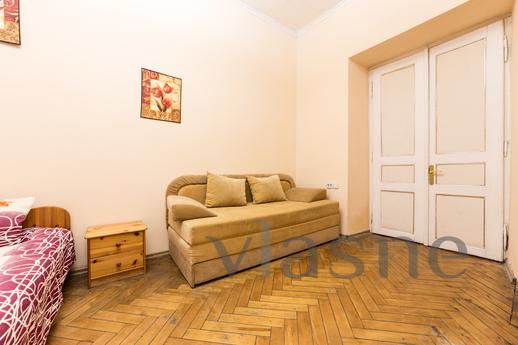 Comfortable apartment in the center, Lviv - apartment by the day