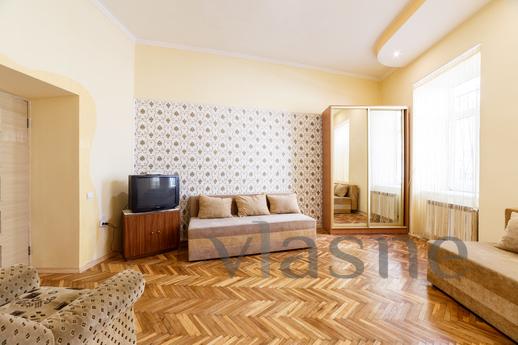 Near the center, cozy and comfortable, Lviv - apartment by the day