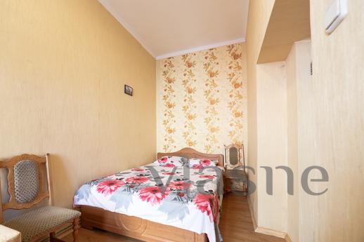 Near the center, cozy and comfortable, Lviv - apartment by the day