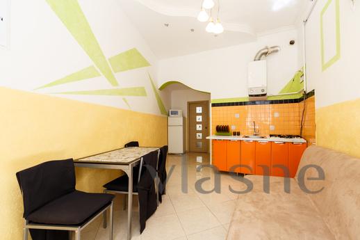 Near the center, cozy and comfortable, Lviv - apartment by the day