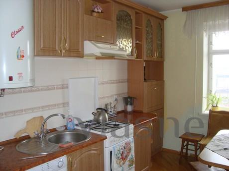 2 room apartment in a quiet district, Lviv - apartment by the day