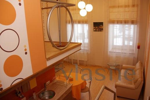ORANGE apartments in the center of Odess, Odessa - apartment by the day