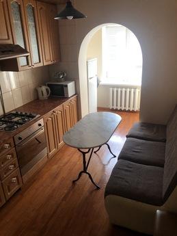 3 bedroom apartment for rent, Rivne - apartment by the day