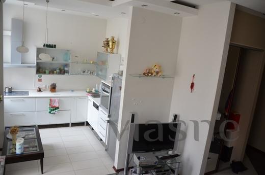 3-bedroom apartment, Podol, Kyiv - apartment by the day