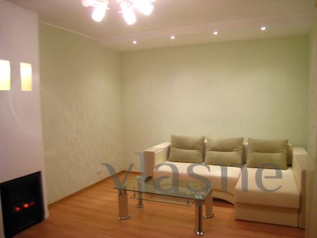Center,2 minutes from a subway Pushkin, Kharkiv - apartment by the day