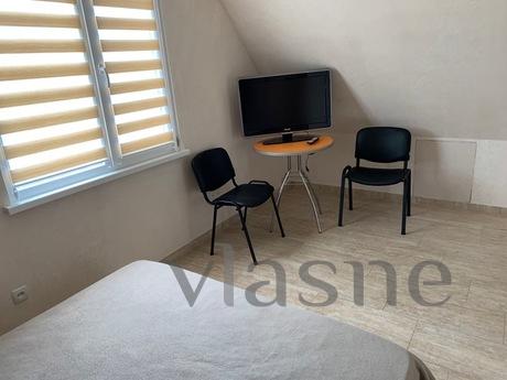 Сдам уютный трёхэтажный дом или комнаты, Затока - квартира посуточно