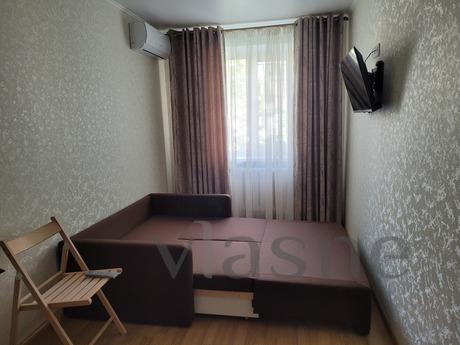 Bright apartment on Svetlaya street Arka, Odessa - apartment by the day