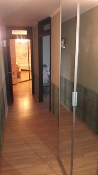 Yard with a good repair on the first lin, Chernomorsk (Illichivsk) - apartment by the day