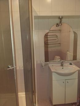 I rent a 2 room apartment in the center, Mirgorod - apartment by the day
