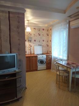 I rent a 2 room apartment in the center, Mirgorod - apartment by the day