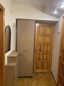 Comfortable apartment in a prestigious a, Odessa - apartment by the day