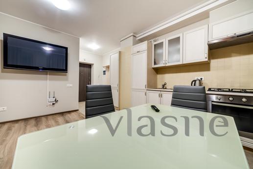 Belgian Two Bedroom Apartment, Lviv - apartment by the day