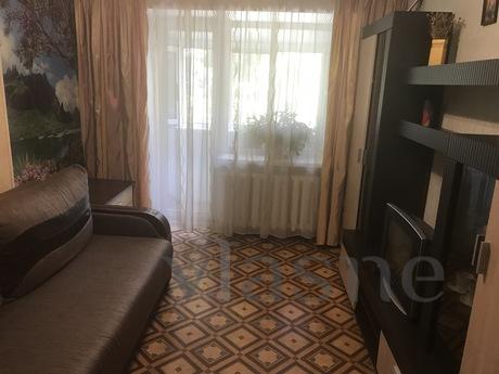 Own 2-room. apartment on the 2nd station, Odessa - apartment by the day