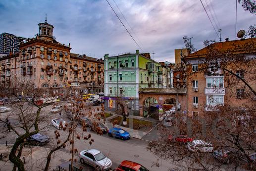 Уютная квартира возле метро Олимпийская, Киев - квартира посуточно