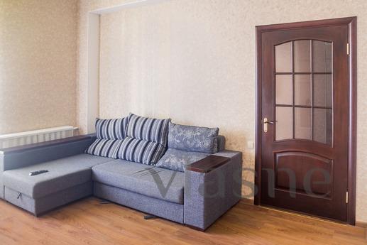 Daily 1-bedroom apartment in Simferopol, Simferopol - apartment by the day