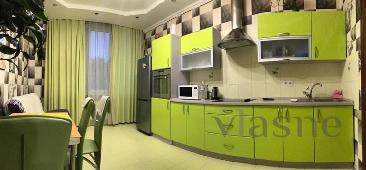 Spacious apartment by the sea in Odessa, Odessa - apartment by the day