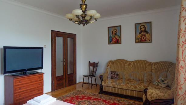 Kimnati podobovo / Beregovo, Berehovo - apartment by the day