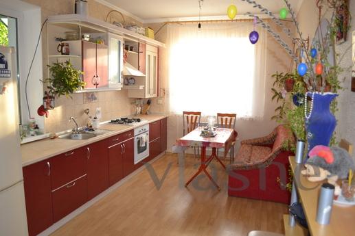 Большой дом с двором,800 м. до пляжей, Евпатория - квартира посуточно