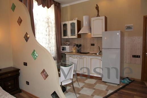 Apartment for Deribasovskaya, Odessa - apartment by the day
