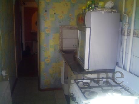 1 комнатная квартира эконом-класса, 30 кв.м., комната - 18 к