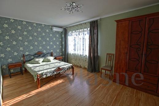 Home for a large company Comfortable, modern house, the area of the Vavilov, 450 sq