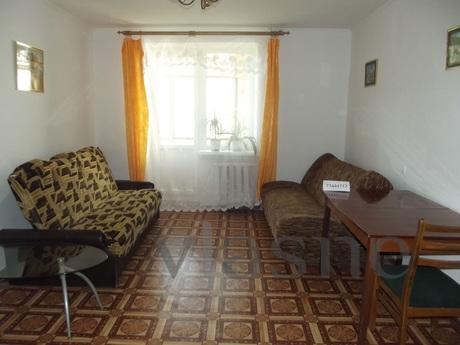 I rent my studio apartment for rent in the town of Feodosia 