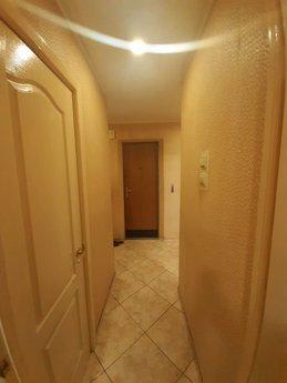 2-room apartment near Auchan, Krivoy Rog - apartment by the day